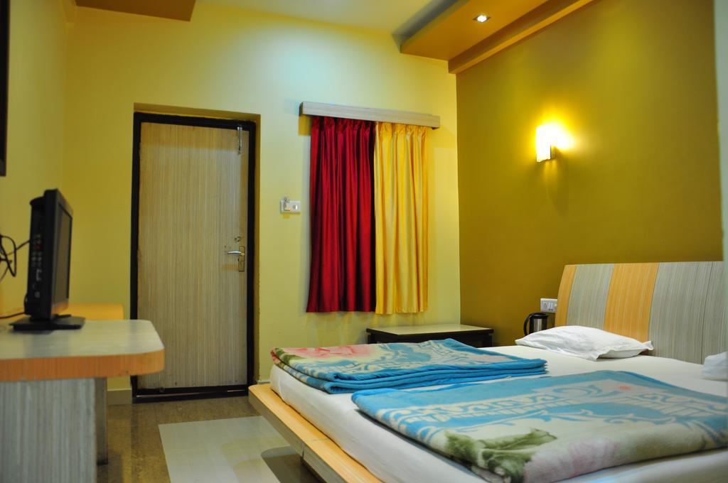 Hotel Oasis Mount Abu Exterior photo