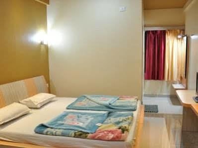 Hotel Oasis Mount Abu Exterior photo