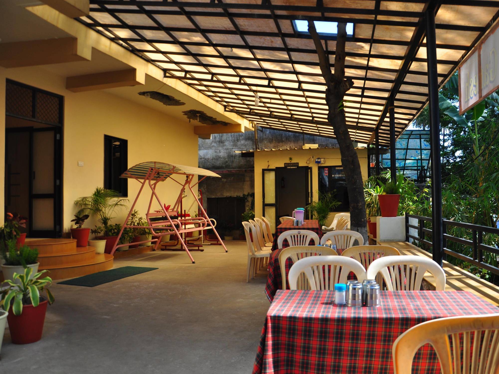 Hotel Oasis Mount Abu Exterior photo