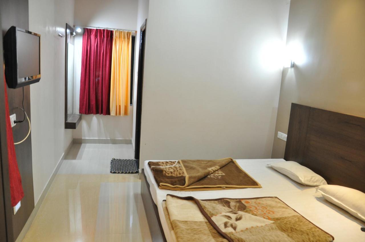 Hotel Oasis Mount Abu Exterior photo